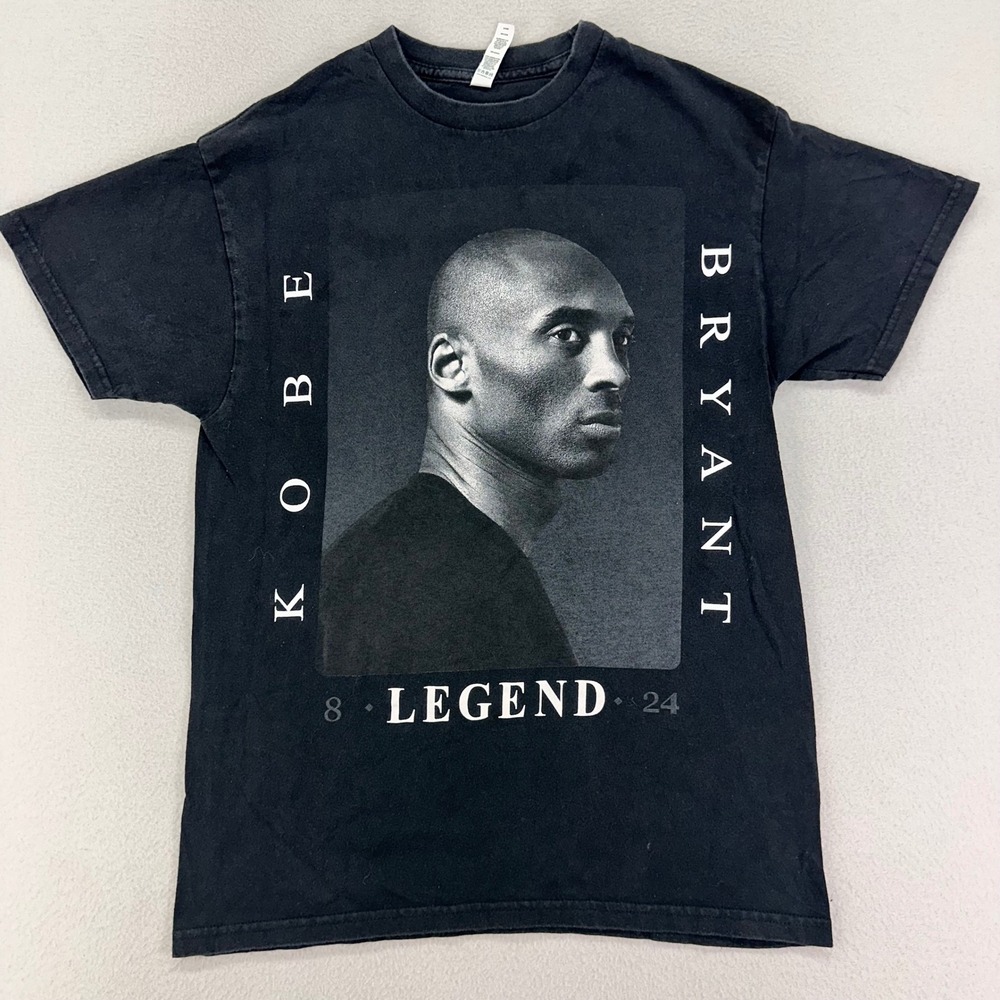 Kobe Bryant Legend T-Shirt Mens Medium Black Graphic Tee‎ Legends Live Forever